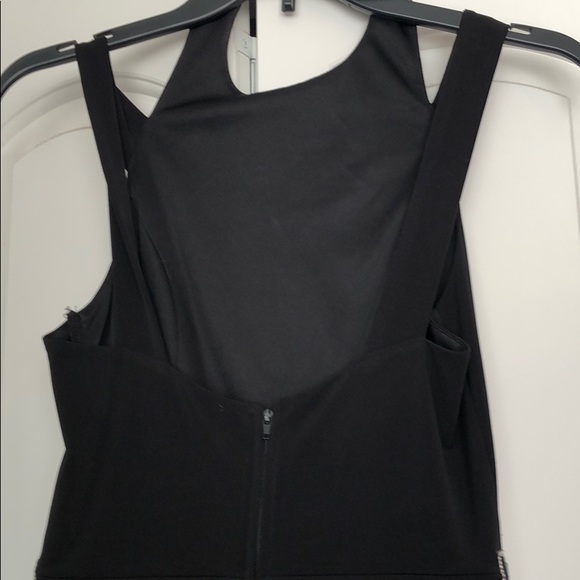 Short Formal dress, choker collar and open back! - Picture 4 of 5